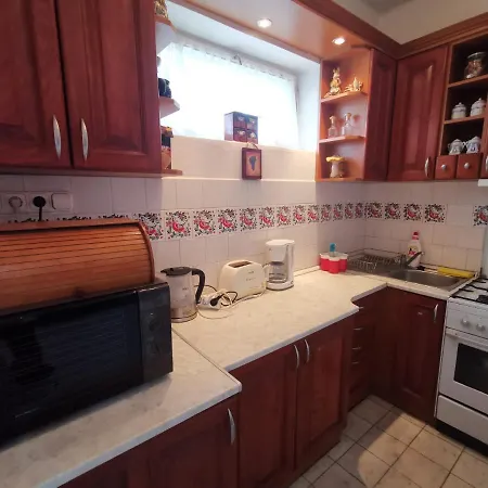 Semesterbostad Anna Haz